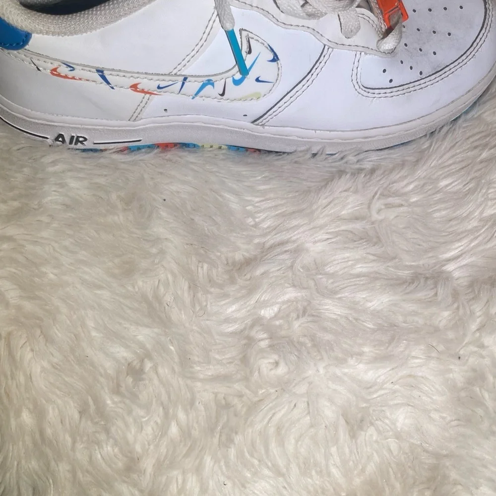 Nike worn but